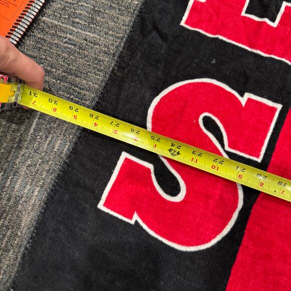 Vintage Chicago Bulls Beach Towel 29" x 57" NBA Officially Licensed 100% Cotton - Picture 2 of 4